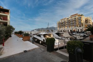 Prodej nemovitosti byty apartmany Cerna Hora 689