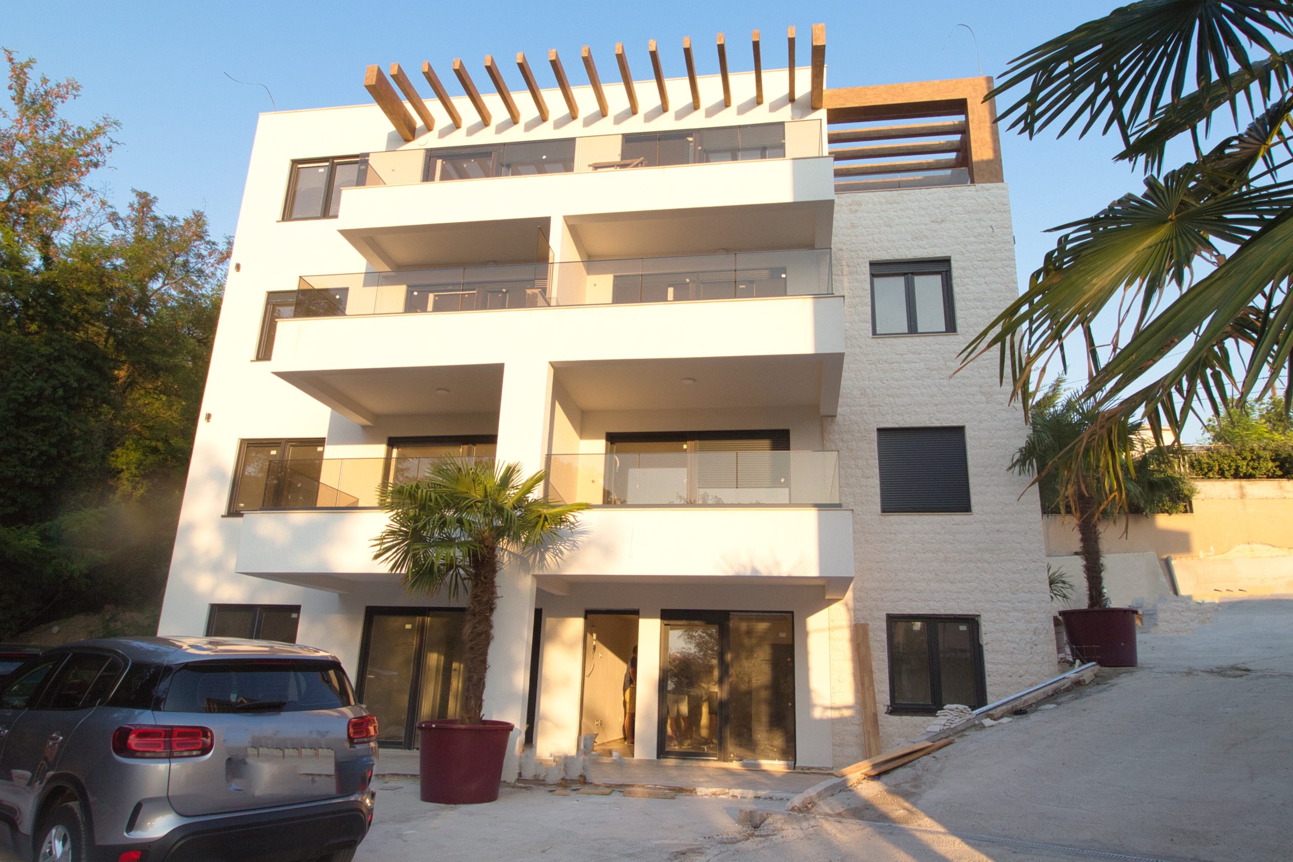 Prodej nemovitosti byty apartmany Cerna Hora 33