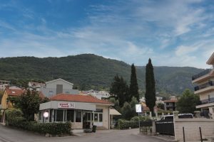Prodej nemovitosti byty apartmany Cerna Hora 350